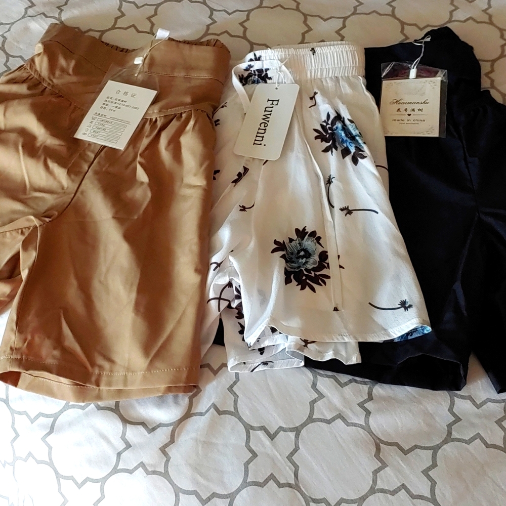 3 short pants